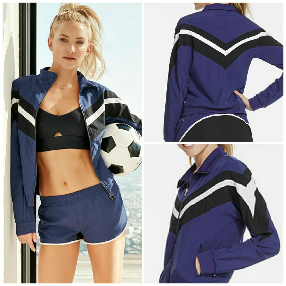 Fabletics August jacket